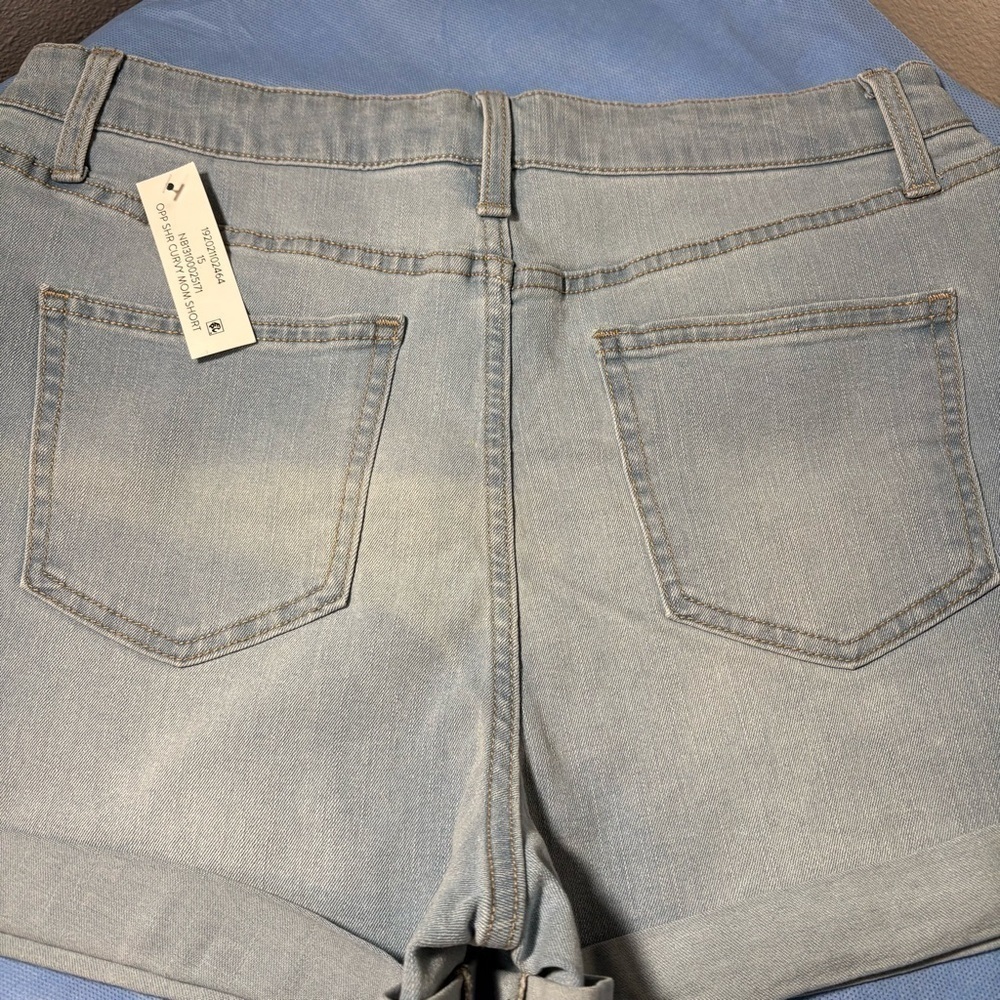 Blue Jean Shorts Light Wash Cuffed Hem super high rise mom - Picture 5 of 15